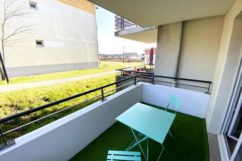 Апартаменты Sobnb - Nangy 2- Appartement 4Pers Au Calme Avec Piscine